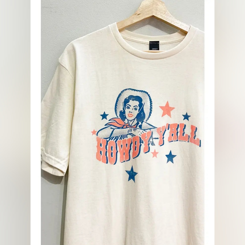 Howdy Vintage Cowgirl Graphic Tee